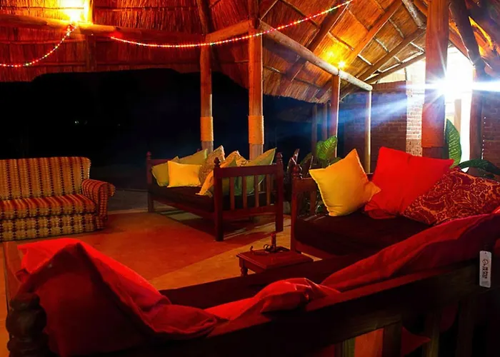 Simbamwenni Lodge And Camping